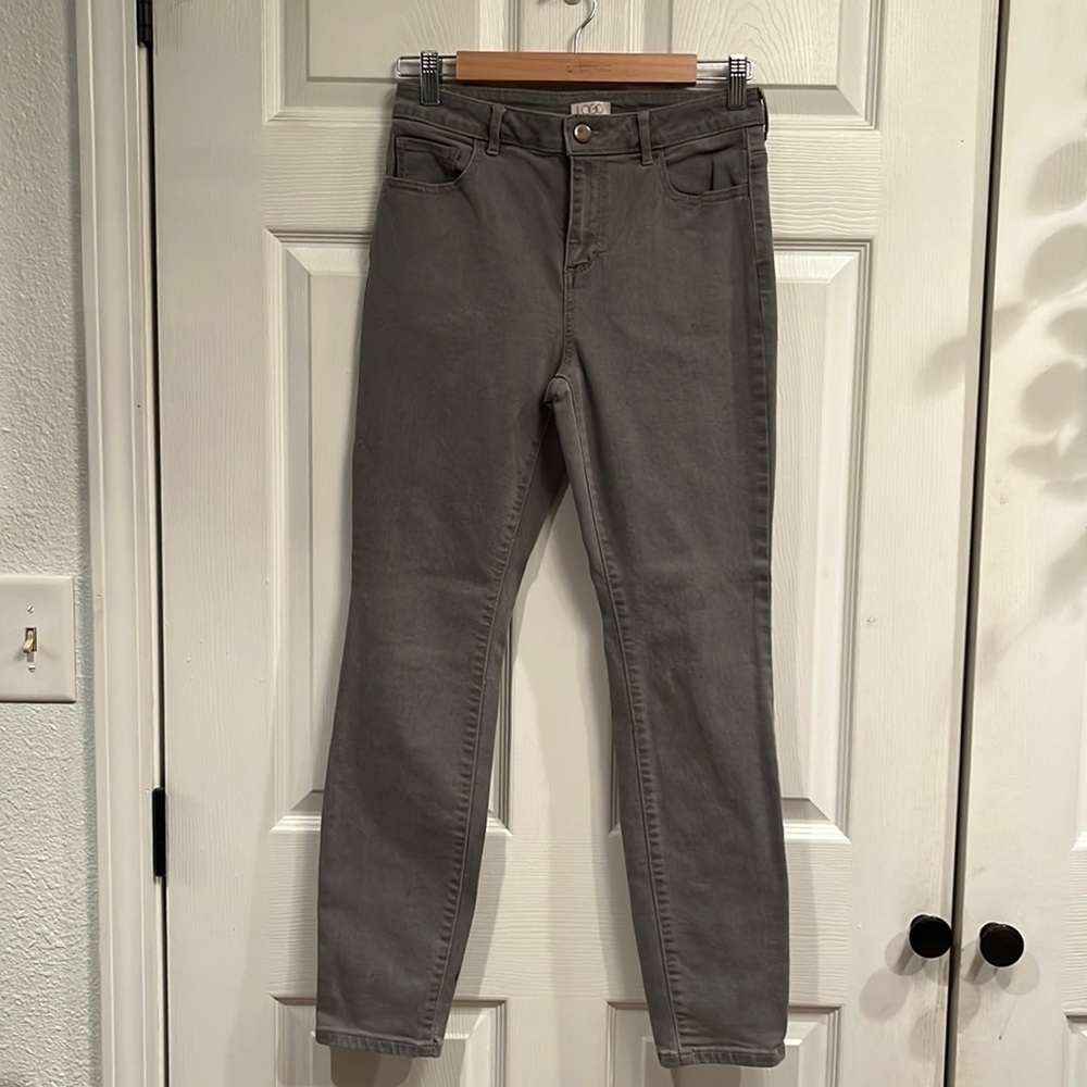 LoGo brand size 4 gray jeans